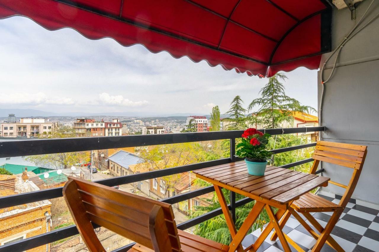 Vera View Hotel Tbilisi Buitenkant foto