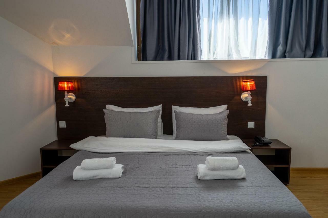 Vera View Hotel Tbilisi Buitenkant foto