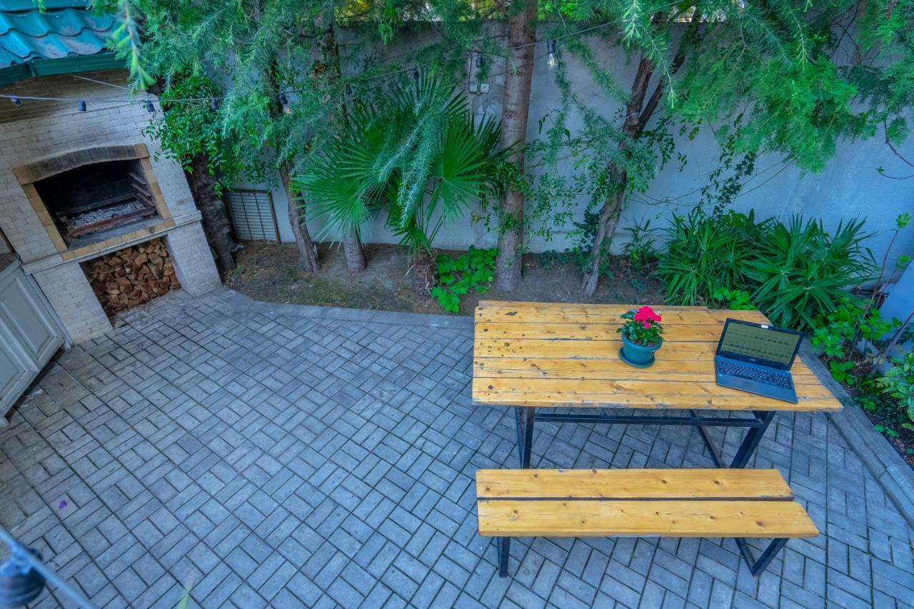 Vera View Hotel Tbilisi Buitenkant foto